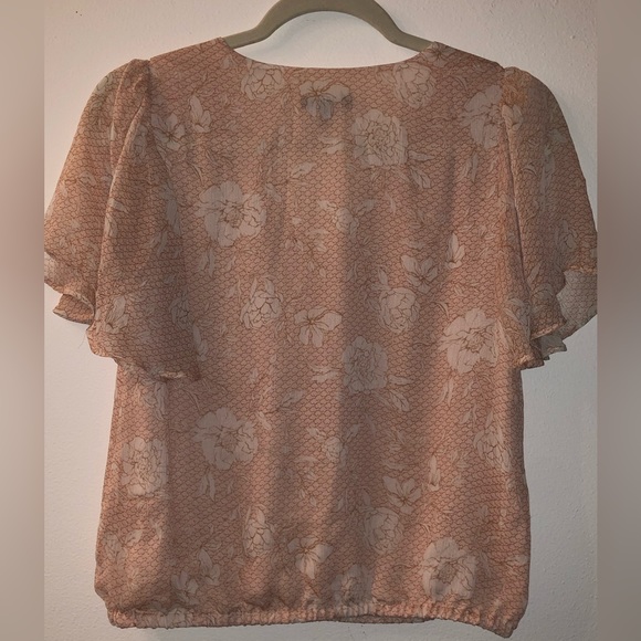 beauteous pink floral short sleeve blouse - Picture 4 of 4